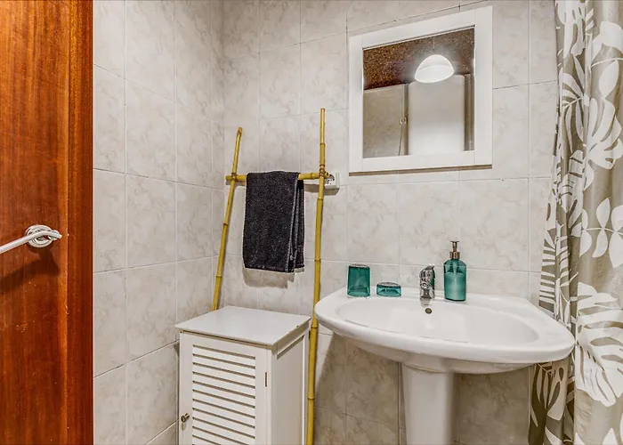 Casa Da Travessa Com 2 Quartos * Horta (Azores)